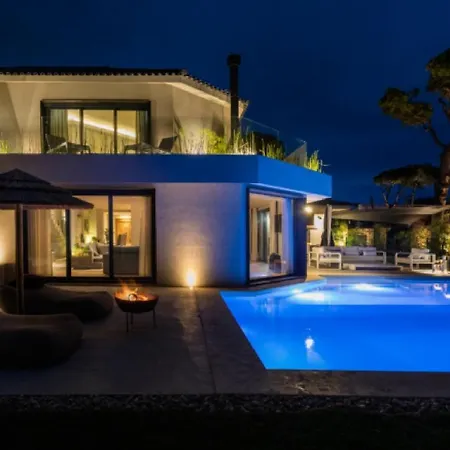 Villa Marinha Exquisite 6 Bedr Estoril