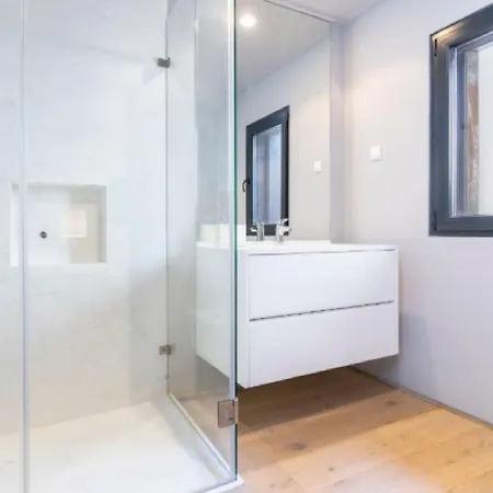 Marinha Exquisite 6 Bedr Villa